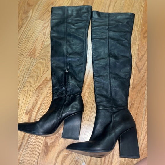 Zara Geometric Over the Knee Boots - Picture 9 of 9